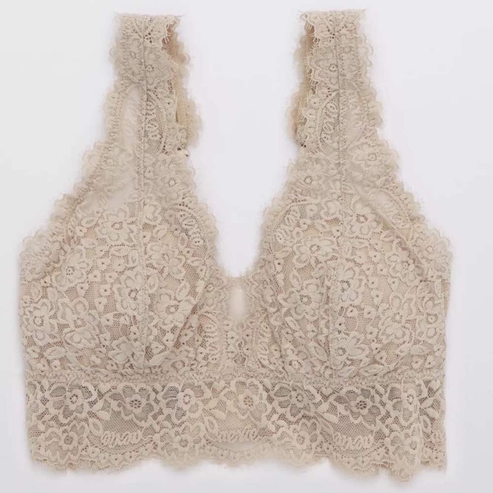 Aerie Plunge Lace Bralette in Tan/Cream